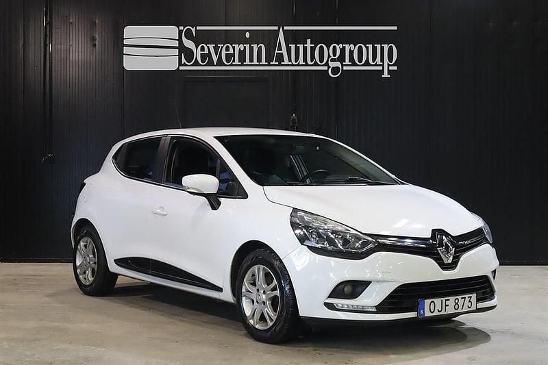 Begagnad Renault Clio IV 73 HK (53 kW) 2016 Vit Halvkombi