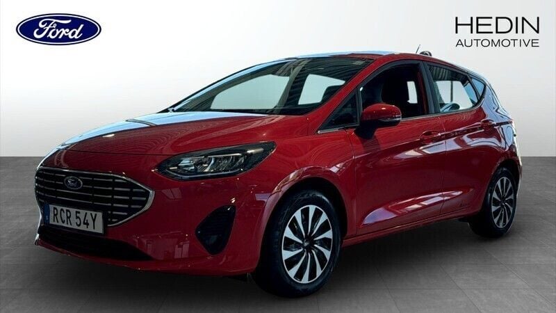 Röd (red) Begagnad 2022 Ford Fiesta Titanium Halvkombi | 164 900 kr (Marknadspris) - Bild 1/4