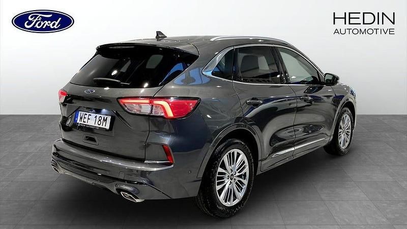 Begagnad Ford Kuga Vignale 225 HK (165 kW) 2021 Grå SUV