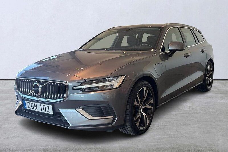 Grå Begagnad 2020 Volvo V60 Inscription Kombi | 255 000 kr (Marknadspris) - Bild 1/2