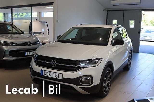 Vit Begagnad 2021 VW T-Cross Style SUV | 219 500 kr (Marknadspris) - Bild 1/4