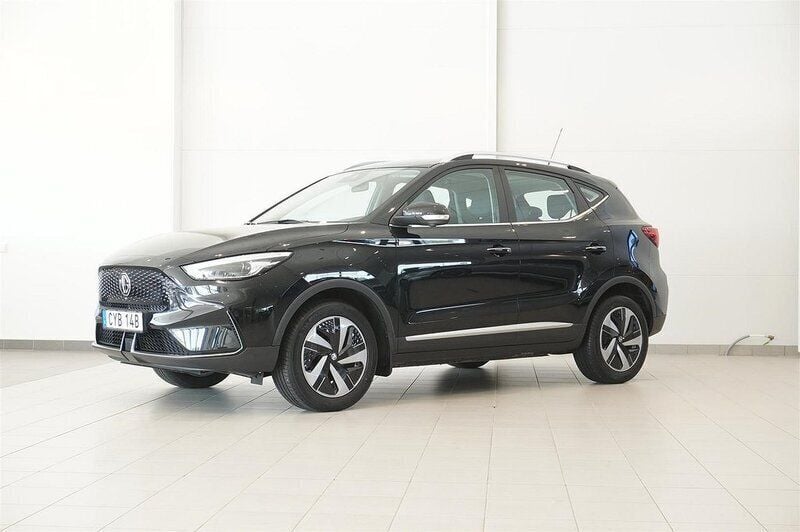Svart Begagnad 2022 MG ZS Luxury Sedan | 239 900 kr (Superpris) - Bild 1/4