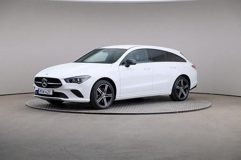 Vit Begagnad 2022 Mercedes CLA250e Shooting Brake Kombi | 279 000 kr (Dyr) - Bild 1/4