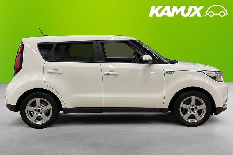 Begagnad Kia Soul EV 80 kW (110 HK) 2019 Vit SUV