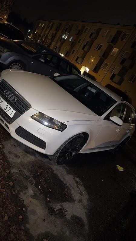 Begagnad Audi A4 160 HK (117 kW) 2011 Vit Kombi