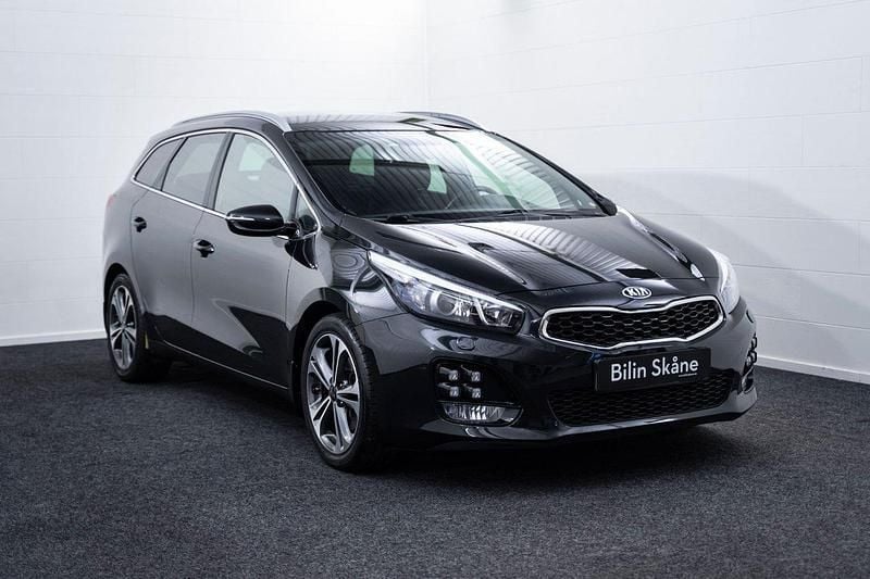 Svart Begagnad 2016 Kia Ceed Sportswagon GT-Line Kombi | 129 900 kr (Marknadspris) - Bild 1/4