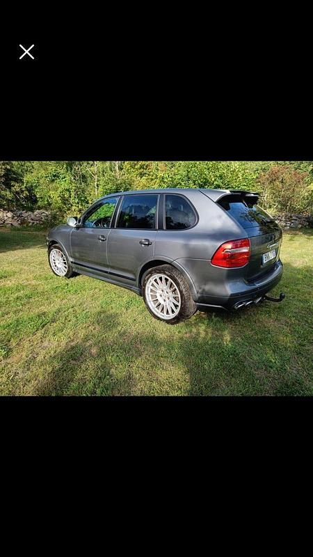 Begagnad 2010 Porsche Cayenne GTS SUV | 99 000 kr - Bild 1/4