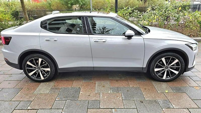 Magnesium Begagnad 2021 Polestar 2 Pilot Halvkombi | 275 000 kr (Superpris) - Bild 1/4