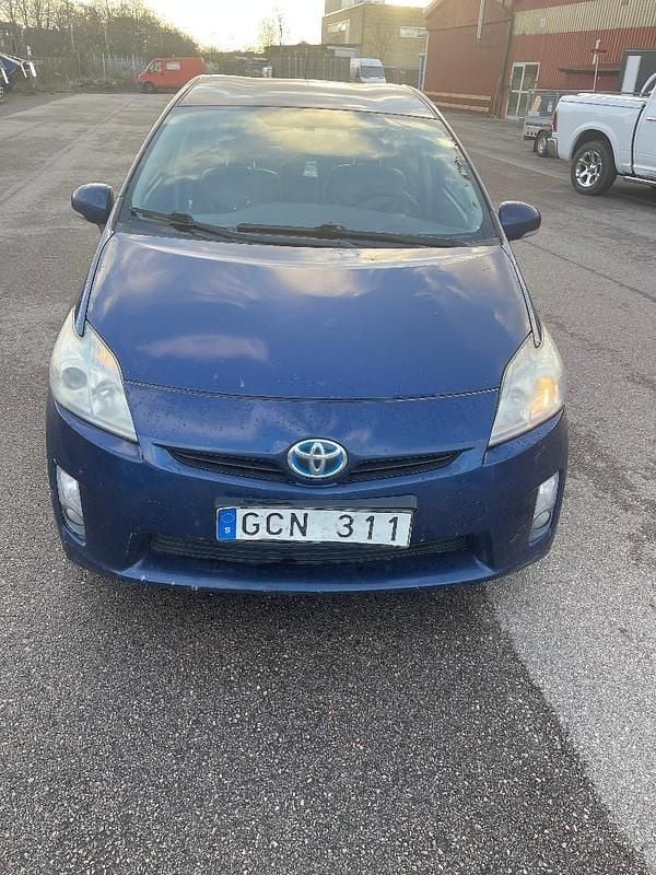 Begagnad 2010 Toyota Prius Kombi | 45 000 kr (Marknadspris) - Bild 1/4