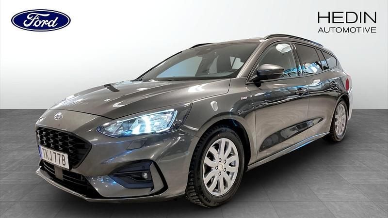 Begagnad Ford Focus 125 HK (91 kW) 2021 Grå Kombi