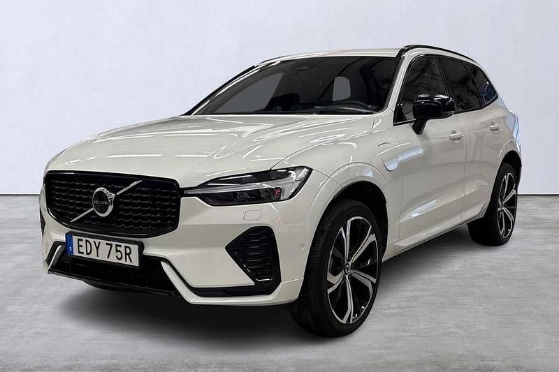 Vit Begagnad 2021 Volvo XC60 R-Design SUV | 509 900 kr (Marknadspris) - Bild 1/4