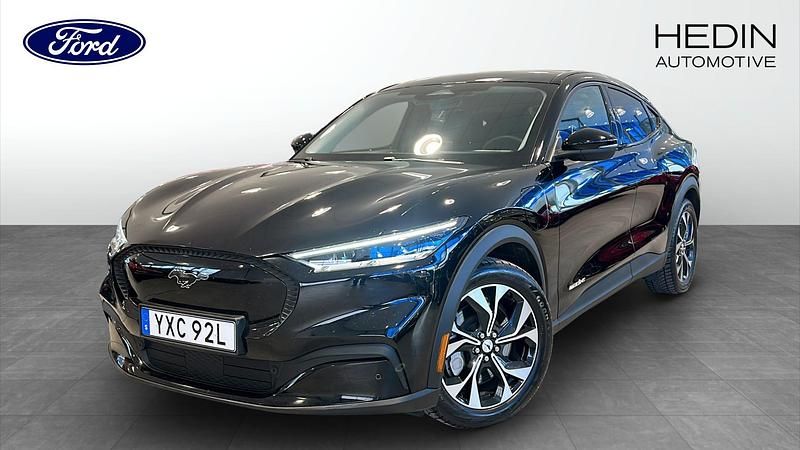 Begagnad Ford Mustang Mach-E Standard Range 197 kW (269 HK) 2022 Svart SUV