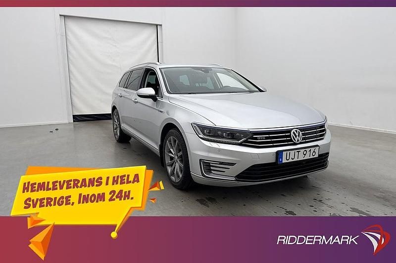 Silver Begagnad 2018 VW Passat Executive Kombi | 199 800 kr (Marknadspris) - Bild 1/3