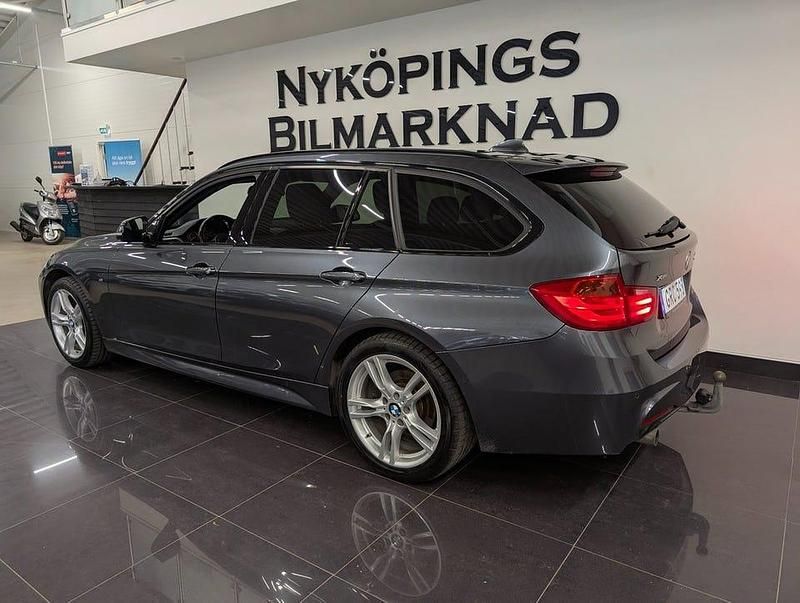 Begagnad BMW 320 M Sport 184 HK (135 kW) 2015 Grå Kombi