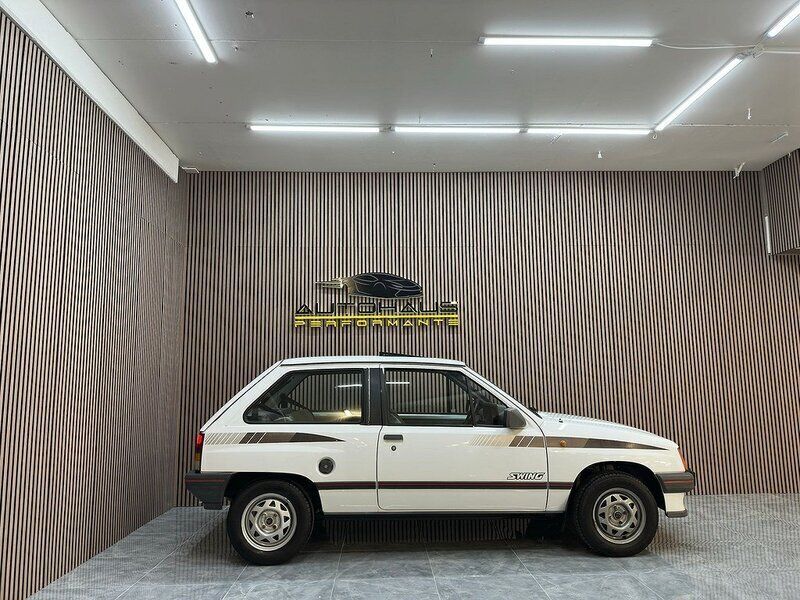 Begagnad Opel Corsa Swing 60 HK (44 kW) 1990 Vit Halvkombi