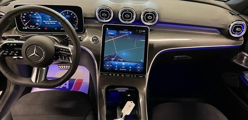 Begagnad Mercedes CLE300 AMG 258 HK (189 kW) 2024 Grafitgrå metallic Sportkupé