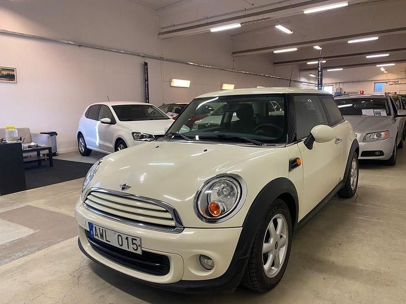 Begagnad Mini ONE Salt 75 HK (55 kW) 2013 Vit Halvkombi