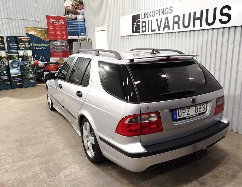 Begagnad Saab 9-5 Aero 250 HK (183 kW) 2003 Ljusgrå Kombi