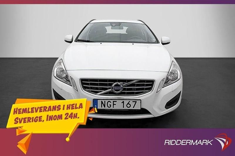 Begagnad Volvo V60 150 HK (110 kW) 2012 Vit Kombi