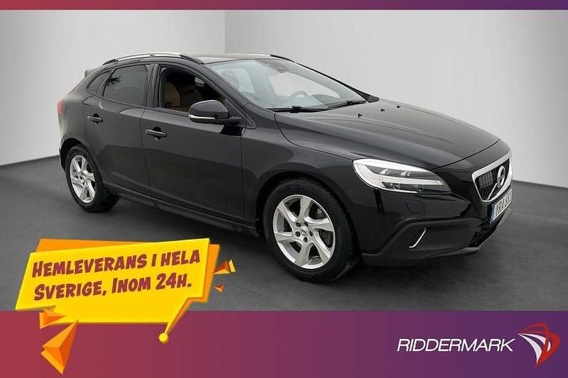 Begagnad Volvo V40 CC Plus 151 HK (111 kW) 2019 Svart Kombi