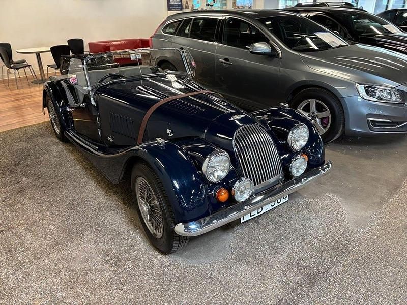 Begagnad Morgan 4/4 86 HK (63 kW) 1975 Mörkblå Cab