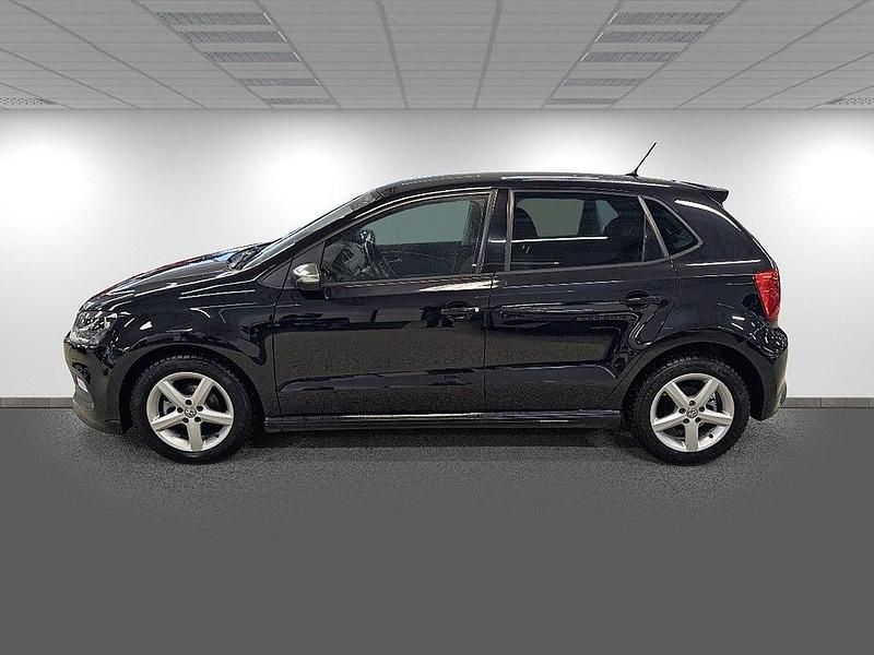 Begagnad VW Polo R-line 90 HK (66 kW) 2017 Svart Halvkombi