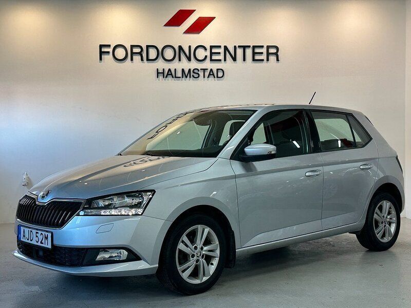 Silver Begagnad 2019 Skoda Fabia Style Halvkombi | 119 800 kr (Marknadspris) - Bild 1/4