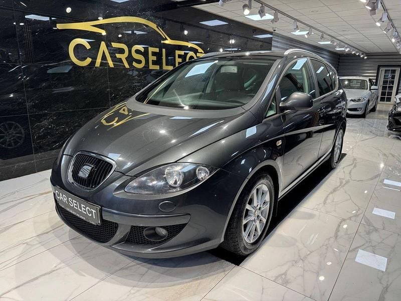 Mörkgrå (grå) Begagnad 2009 Seat Altea XL Minibuss | 39 900 kr (Marknadspris) - Bild 1/4