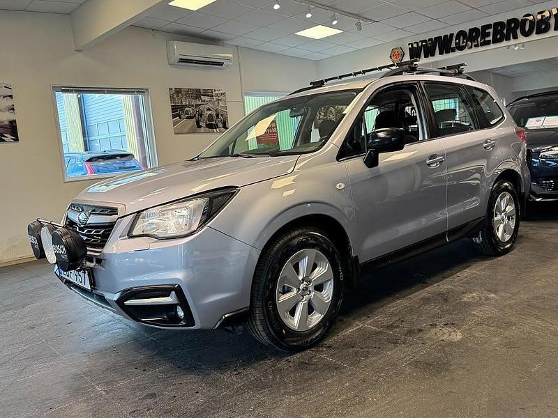 Begagnad Subaru Forester 147 HK (108 kW) 2017 Silver SUV
