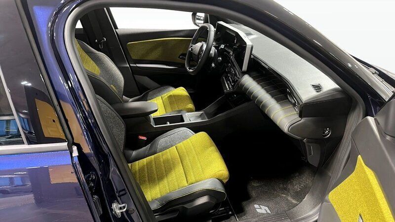 Ny Renault R5 Iconic 110 kW (150 HK) 2025 Blå (blue) Halvkombi