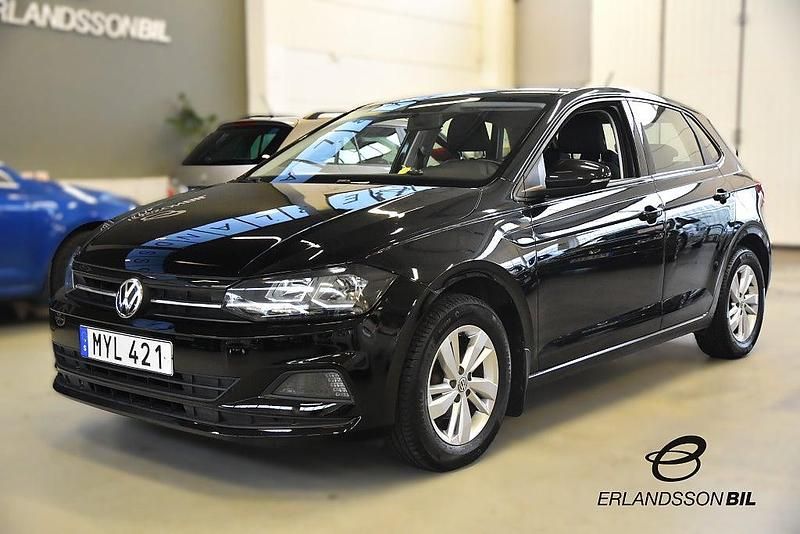 Svart Begagnad 2018 VW Polo Halvkombi | 124 900 kr (Marknadspris) - Bild 1/4