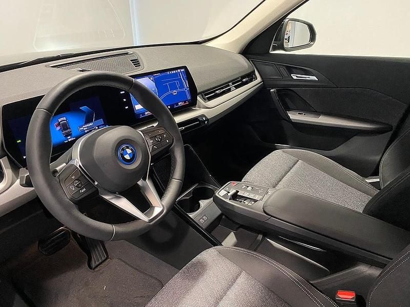 Ny BMW X1 2026 Svart SUV
