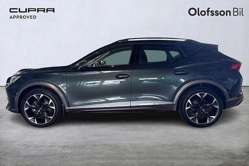 Mörkgrön (grön) Begagnad 2022 Cupra Formentor SUV | 289 000 kr (Marknadspris) - Bild 1/3