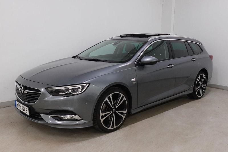 Grå Begagnad 2018 Opel Insignia Business Kombi | 209 900 kr (Marknadspris) - Bild 1/4