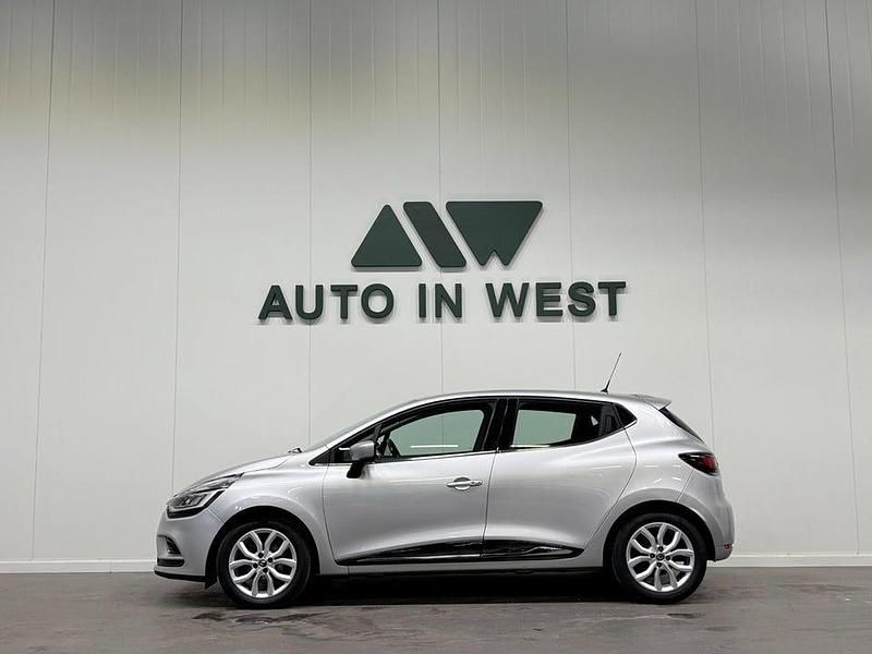 Begagnad Renault Clio IV Intens 90 HK (66 kW) 2019 Silver