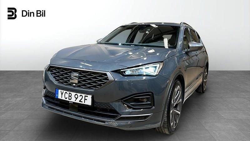 Grå Begagnad 2021 Seat Tarraco SUV | 299 900 kr (Bra pris) - Bild 1/4