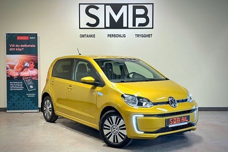 Gul Begagnad 2017 VW e-up! Halvkombi | 99 900 kr (Marknadspris) - Bild 1/4