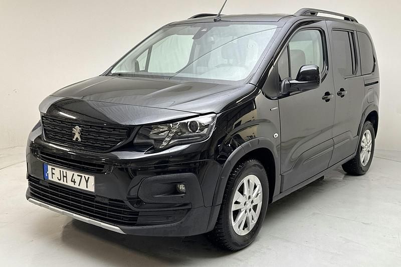 Svart Begagnad 2020 Peugeot Rifter GT-line Minibuss | 160 000 kr (Superpris) - Bild 1/4