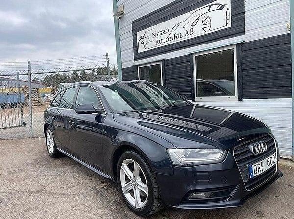 Blå Begagnad 2012 Audi A4 Kombi | 84 900 kr (Marknadspris) - Bild 1/4