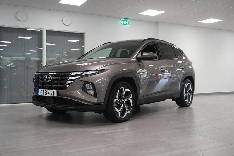 Brun Begagnad 2022 Hyundai Tucson Essential SUV | 298 800 kr (Bra pris) - Bild 1/4