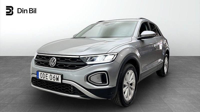 Silver Begagnad 2024 VW T-Roc Life SUV | 319 900 kr (Lite dyr) - Bild 1/4