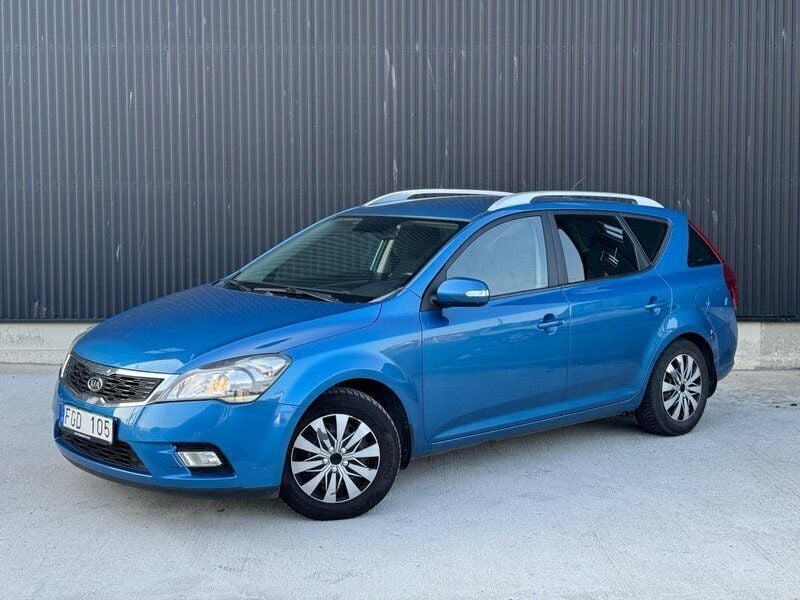 Begagnad Kia Ceed Sportswagon 116 HK (85 kW) 2010 Blå Kombi
