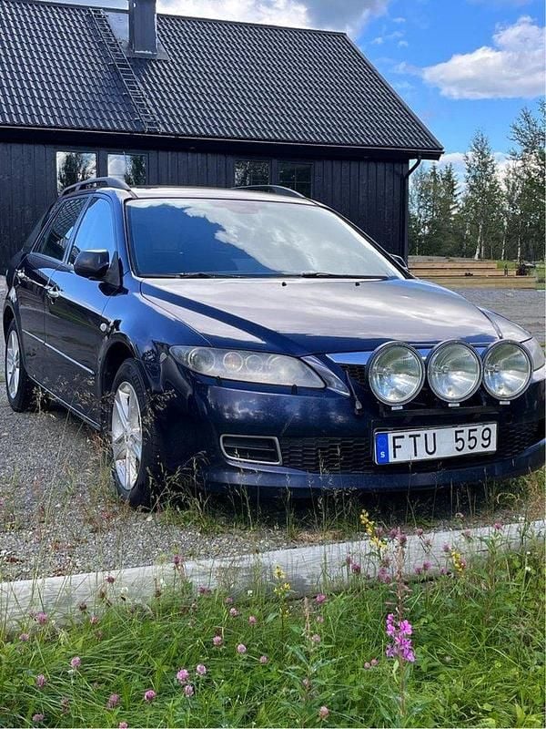 Blå Begagnad 2007 Mazda 6 Kombi | 2 000 kr (Dyr) - Bild 1/4