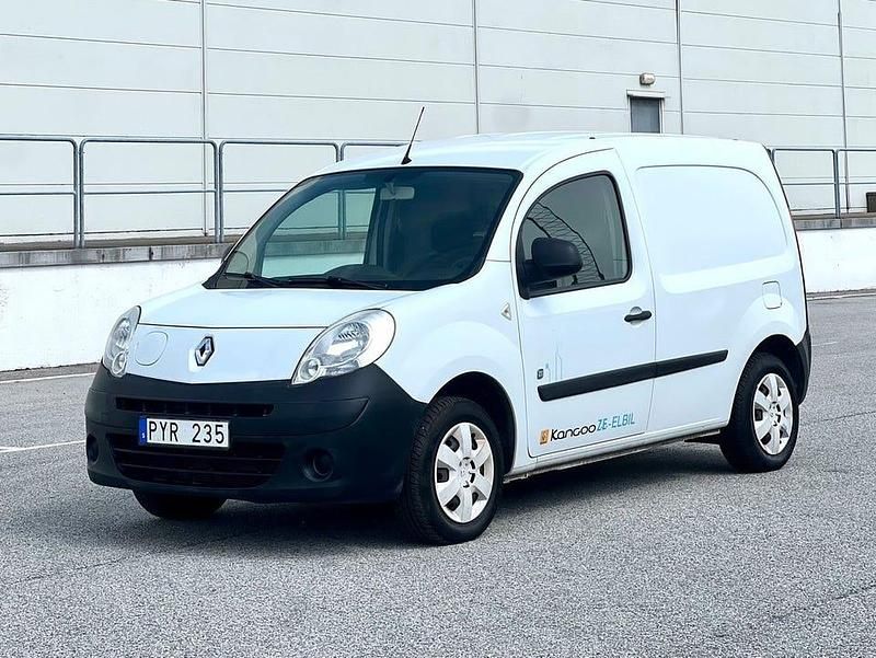 Vit Begagnad 2013 Renault Kangoo Van | 49 800 kr (Dyr) - Bild 1/4