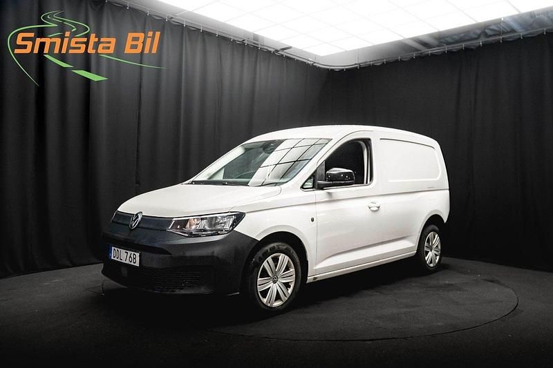 Vit Begagnad 2021 VW Caddy Minibuss | 194 900 kr (Superpris) - Bild 1/3