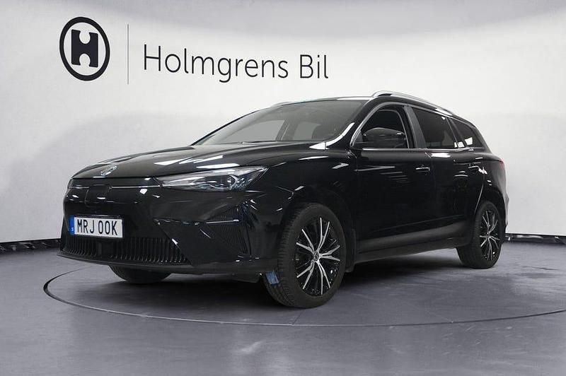 Begagnad MG MG5 EV Luxury 114 kW (156 HK) 2022 Svart Kombi