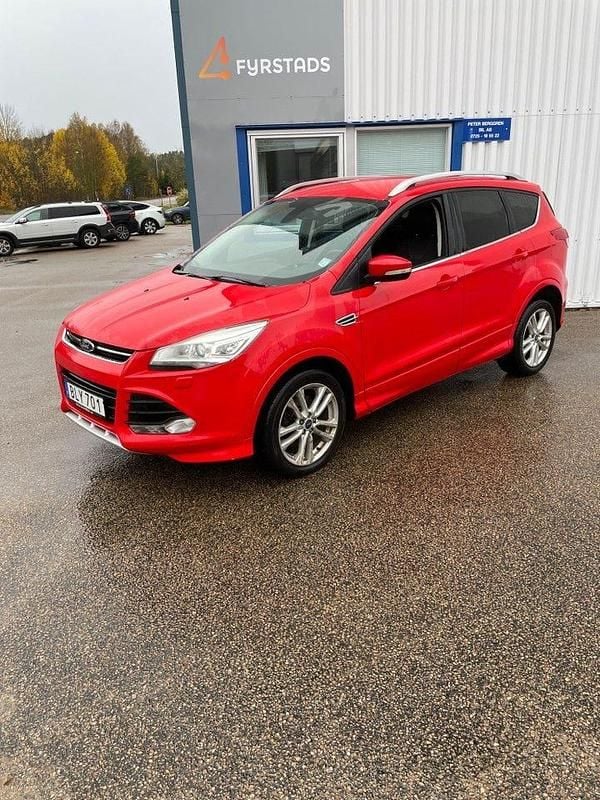 Röd Begagnad 2014 Ford Kuga Titanium X SUV | 95 000 kr (Bra pris) - Bild 1/4