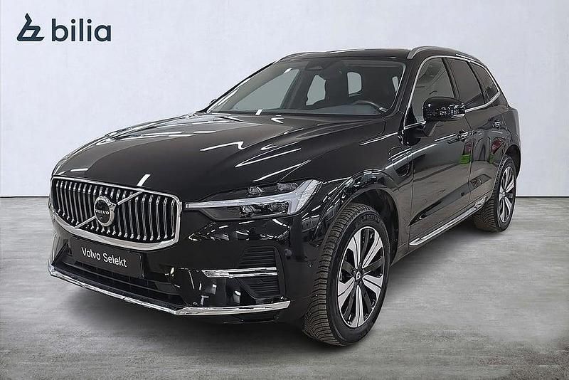 Begagnad Volvo XC60 Plus 253 HK (186 kW) 2022 Svart SUV
