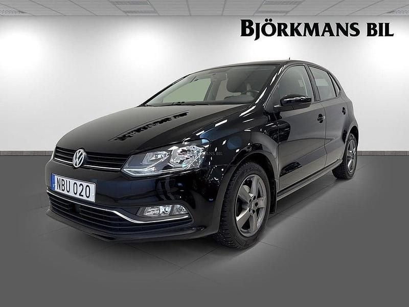 Svart Begagnad 2016 VW Polo Halvkombi | 129 900 kr (Lite dyr) - Bild 1/4