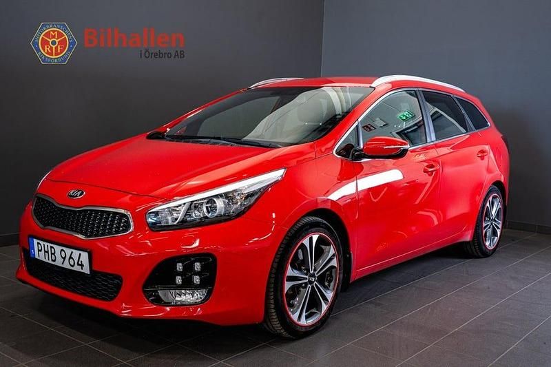 Röd Begagnad 2017 Kia Ceed Sportswagon GT-Line Kombi | 119 000 kr (Bra pris) - Bild 1/4